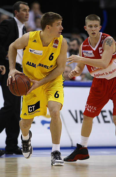 他在长时间 他在长时间