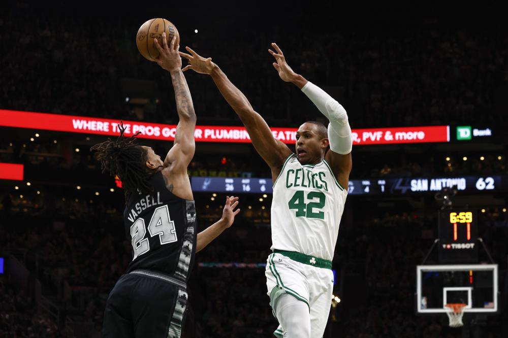 也突显了谢 也突显了谢