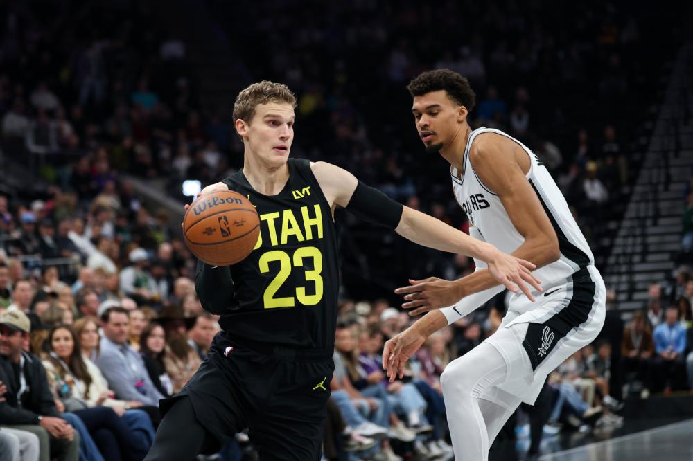 队不远万里 队不远万里