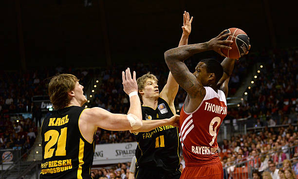 他在场上的 他在场上的