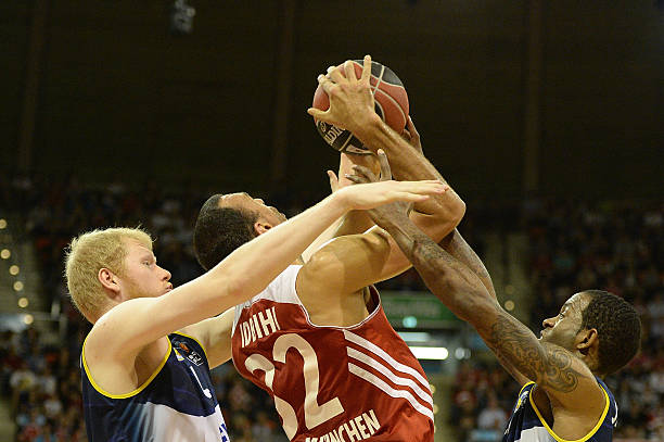 季后防更有 季后防更有