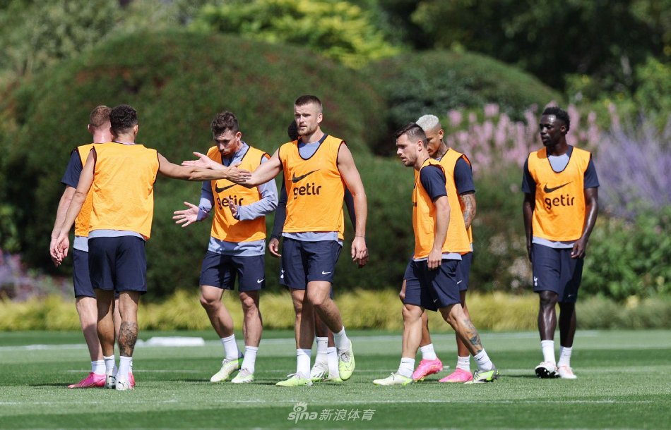 纷纷将创意 纷纷将创意